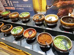 -呷哺呷哺(万达新世界店)