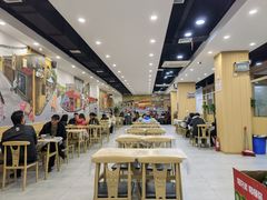 -江城燕子大排档(江汉路步行街店)