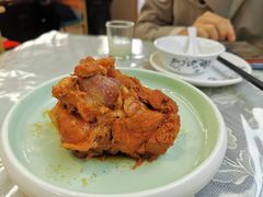 酱骨棒-东北哈尔滨酱骨头馆房掌柜铁锅炖