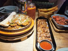 -蜜桃餐厅·伴山(湖滨商业街店)