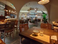 -来龙里 精致 东南亚餐室(万象城店)