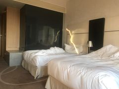 -上海虹桥西郊假日酒店