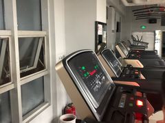 -CXFIT 陈徐健身工作室(凯旋店)
