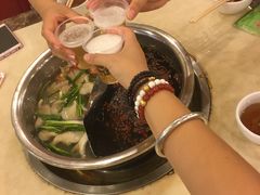 -朱氏胖子烂火锅(洪崖洞店)