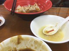 -陈寔包子王·卤煮小肠·京味小吃(龙潭店)