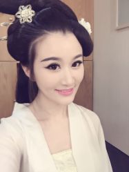 -盘子女人坊古装写真摄影(厦门总店)