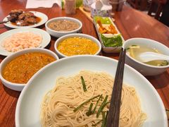 -裕兴记•蟹黄面馆(人民广场店)