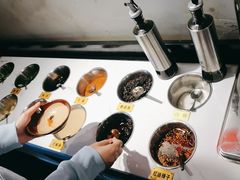 -鹿鸣山草本茶香火锅(园西路店)