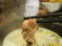 -鲜入围煮花胶鸡海鲜火锅