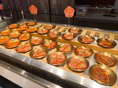 -芝小官毛肚火锅海鲜自助(苏州吴江区万宝店)