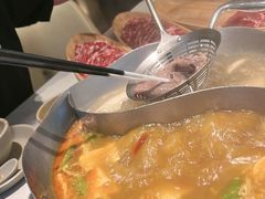 -左庭右院鲜牛肉火锅(金山万达店)