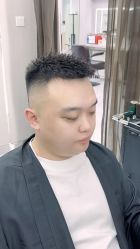 -朗峰专业美发沙龙