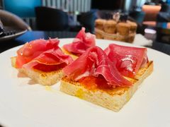 -wineapp葡萄酒餐吧(外滩金融中心店)