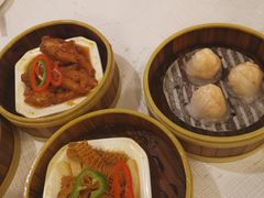 -深圳富苑皇冠假日套房酒店