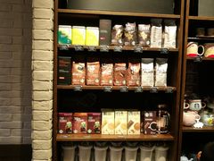 零售区-星巴克(北京中关村北京国际店)