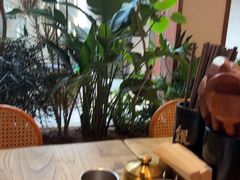 -银米·云南传统过桥米线(双廊黑金冠店)