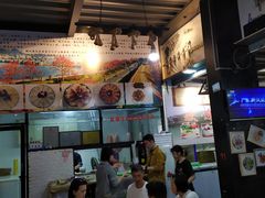 -官塘锋记鱼生·生腌·砂锅粥(牌坊街店)