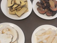 -天宜隆蘑菇宴火锅(石景山旗舰店)