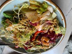 虾仁牛油果沙拉-RAC BAR(安福路店)