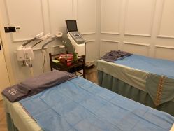 -T8 SALON