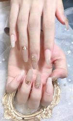 -MIDA蜜哒•科技逆龄美肤连锁