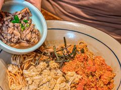 -蟹黄鱼·海派深夜面馆(巨鹿路店)