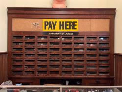 -IMUSE BARBER SHOP