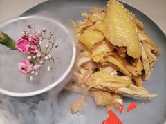 盐焗手撕鸡-尚一汤 广东炖汤(金桥国际店)
