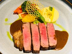 炭烤安格斯谷伺眼肉牛排配波尔多红酒酱汁烤时蔬-第101座花园餐厅(湖滨88店)