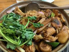 -奇味鸡煲(麦地店)