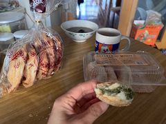 蟹壳黄-国际饭店·帆声西饼屋(黄河路店)