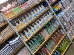 环境-名创优品(海珠乐峰广场店)