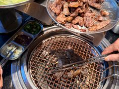 -韩烧牛中牛·甄选黑牛烤肉(黑金店)