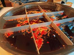 九宫格-朱氏胖子烂火锅(洪崖洞店)