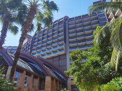 -三亚湾海居铂尔曼度假酒店