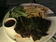 -WOLFGANG PUCK KITCHEN & BAR(迪士尼小镇店)