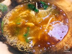 -J Daeng Seafood