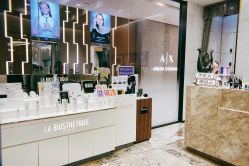 -AKOZO Beauty Salon