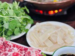 -朝伟清真铜瓢牛肉馆(三十年老·店)