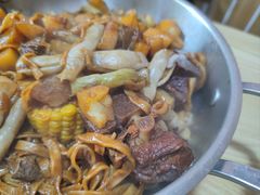 -内蒙焖面大盆骨餐馆(山大路店)