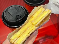 -港究茶·冠军丝袜奶茶(皇庭广场店)
