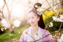 -虞美人汉服摄影