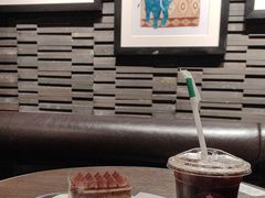 -星巴克臻选(南京金茂览秀城店)