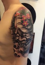 -Black Tattoo Studio