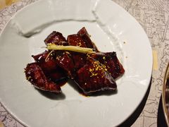 -穹六人间 people 6(岳阳路店)
