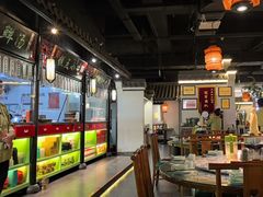 -卢大鲜鱼头捞饭(美利广场店)