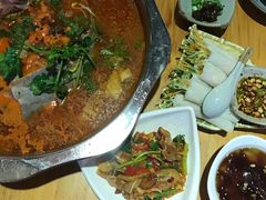 酸汤鱼-老凯俚酸汤鱼(鸿通城店)