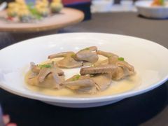 淮扬老卤盐水乳鸽-逸道(益丰·外滩源店)