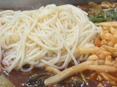 -在巷子里的烤肉店·螺蛳粉烤鱼·牛蛙(和美城店)