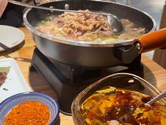 跷脚肉混锅-全牛匠·乐山跷脚牛肉(新中关店)